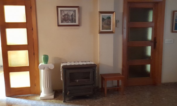 Herverkoop - Finca Landelijk pand -
Benejúzar