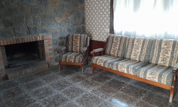 Herverkoop - Finca Landelijk pand -
Benejúzar