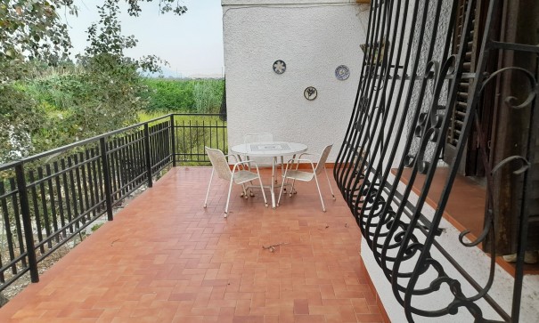 Herverkoop - Finca Landelijk pand -
Benejúzar