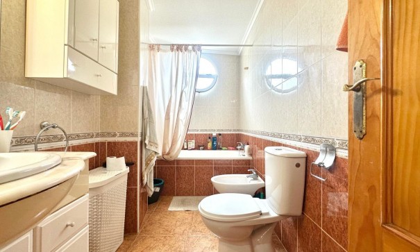 Videresalg - Lejlighed lejlighed -
Torrevieja - torrevieja