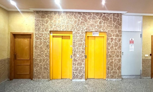 Sale - Apartment Flat -
Torrevieja - Estacion de autobuses