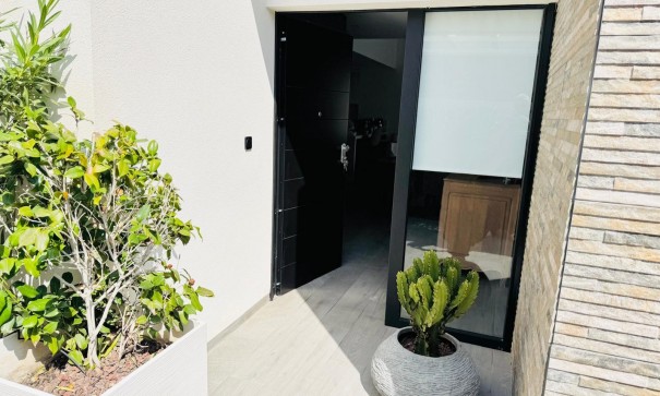 Sale - Detached Villa -
Algorfa - La finca Golf