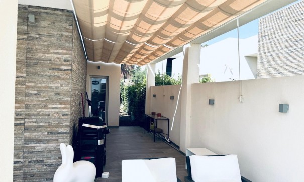 Sale - Detached Villa -
Algorfa - La finca Golf