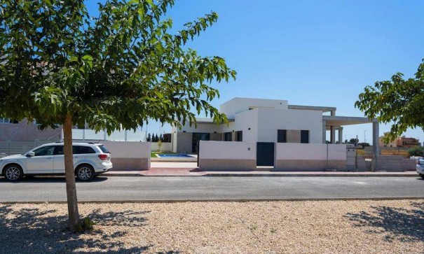 New Build - Detached Villa -
Daya Nueva - Center