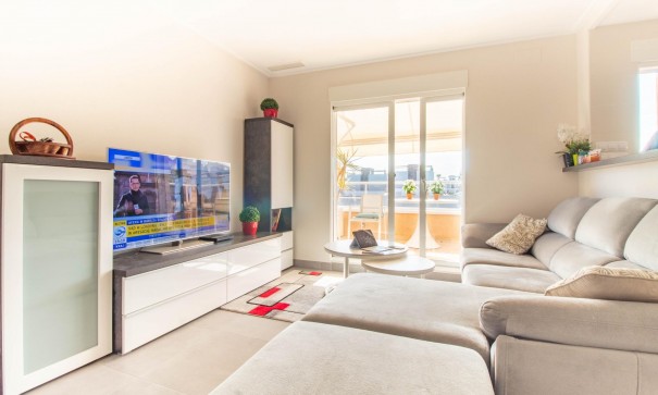 Återförsäljning - Lägenhet lägenhet -
Torrevieja - Punta prima