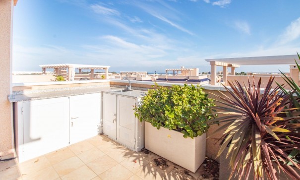 Återförsäljning - Lägenhet lägenhet -
Torrevieja - Punta prima