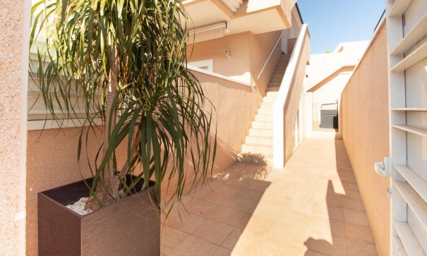 Återförsäljning - Lägenhet lägenhet -
Torrevieja - Punta prima