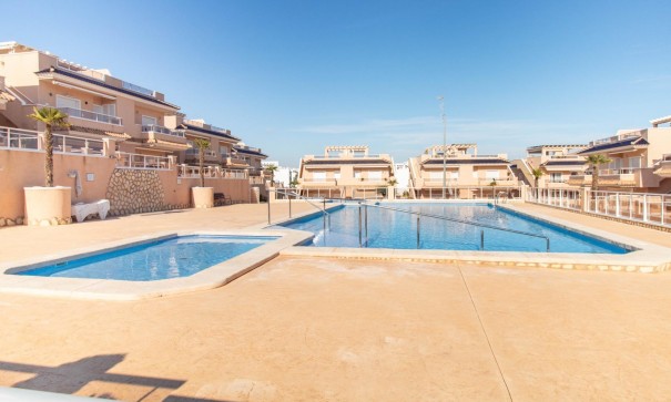 Återförsäljning - Lägenhet lägenhet -
Torrevieja - Punta prima