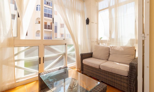 Sale - Apartment Flat -
Torrevieja - La veleta