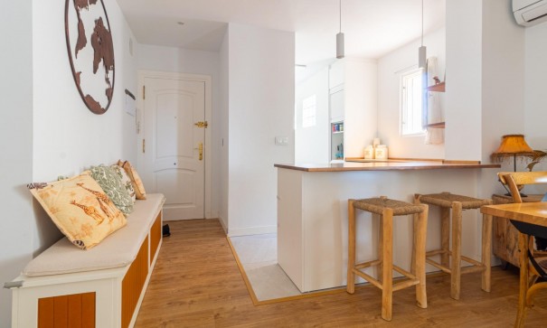 Sale - Apartment Flat -
Torrevieja - La veleta