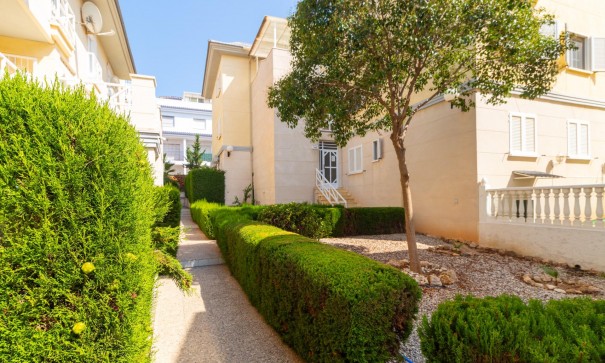 Sale - Apartment Flat -
Torrevieja - La veleta