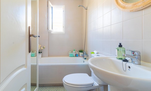 Sale - Apartment Flat -
Torrevieja - La veleta