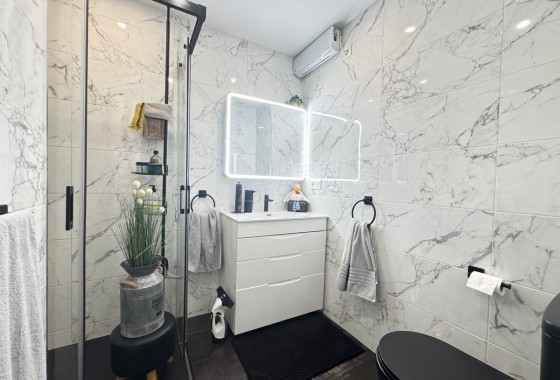 Herverkoop - Apartement Flat -
Villamartín