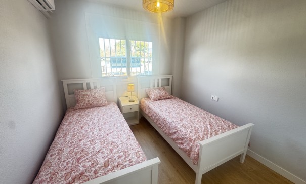 Herverkoop - Apartement Flat -
Campoamor