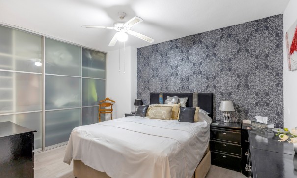 Venta - Apartamento piso -
Torrevieja - Playa del Cura