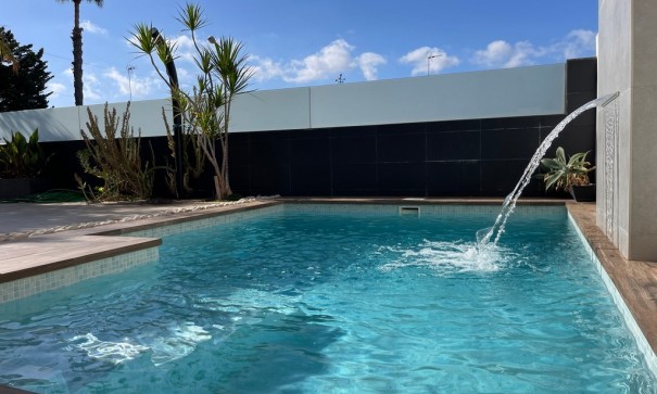 Resale - Freistehende Villa -
Mar de Cristal