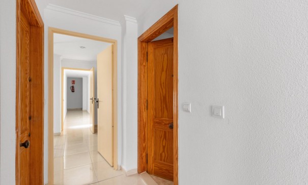 Sale - Apartment Flat -
Torrevieja - Playa del cura