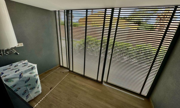 Revente - Appartement -
Torrevieja - Punta prima