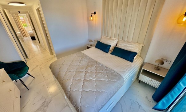 Revente - Appartement -
Torrevieja - Punta prima