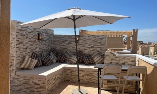 Återförsäljning - Radhus -
Torrevieja - Los balcones