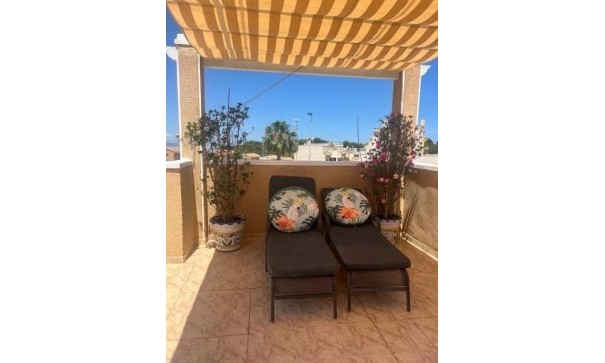 Återförsäljning - Radhus -
Torrevieja - Los balcones
