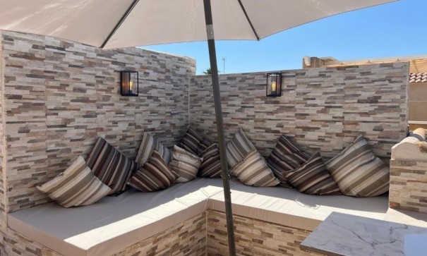 Återförsäljning - Radhus -
Torrevieja - Los balcones