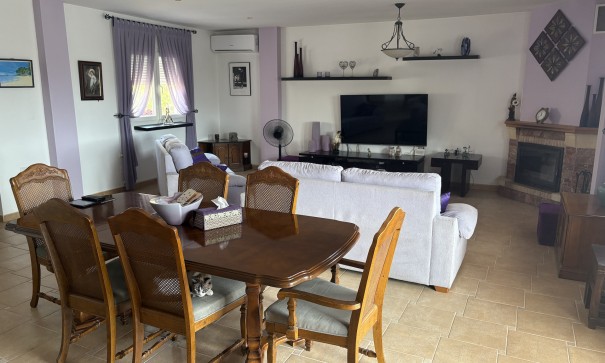 Sprzedaż - Willa wolnostojąca -
Algorfa