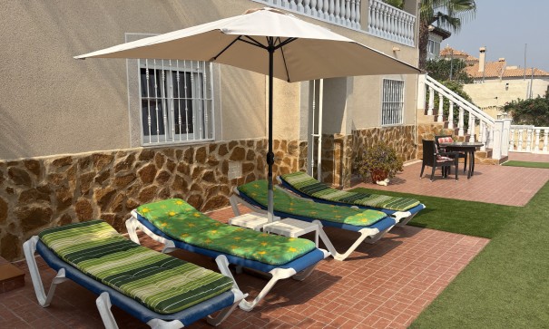 Sprzedaż - Willa wolnostojąca -
Algorfa