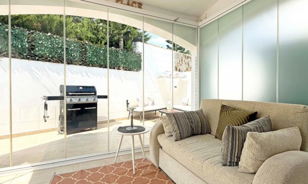 Videresalg - Fritliggende villa -
Orihuela Costa - Villamartín