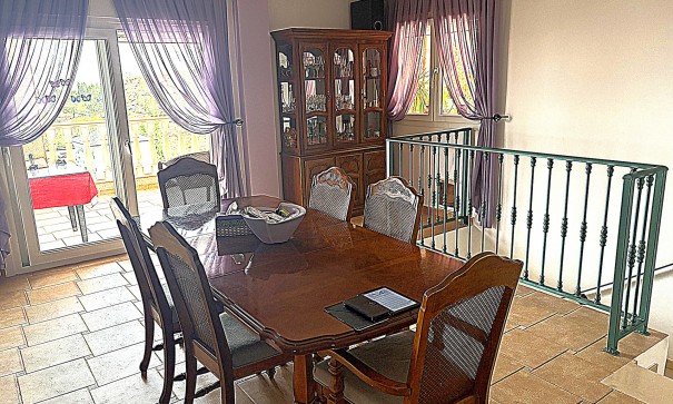 Sprzedaż - Willa wolnostojąca -
Algorfa