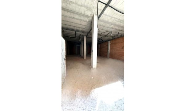 Sale - Commercial -
Torrevieja - Paseo maritimo