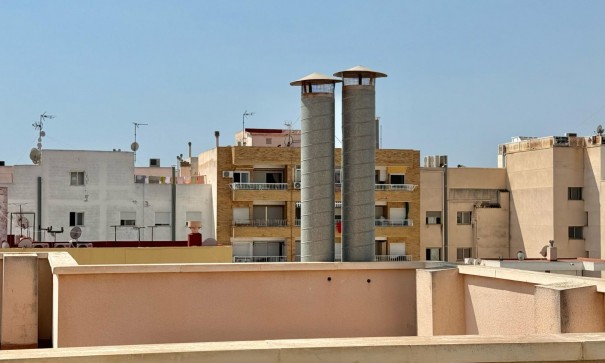 Sale - Commercial -
Torrevieja - Paseo maritimo