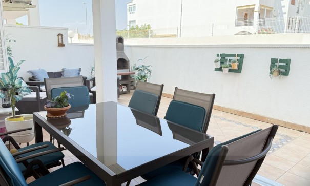 Venta - Apartamento piso -
Orihuela Costa - La Zenia