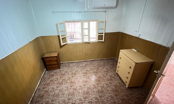 Revente - Appartement -
Torrevieja - torrevieja