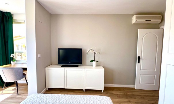 Sale - Town house -
Orihuela - Urbanización Perla del Mar