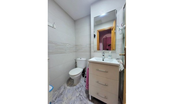 Återförsäljning - Lägenhet lägenhet -
Torrevieja - Playa del Cura