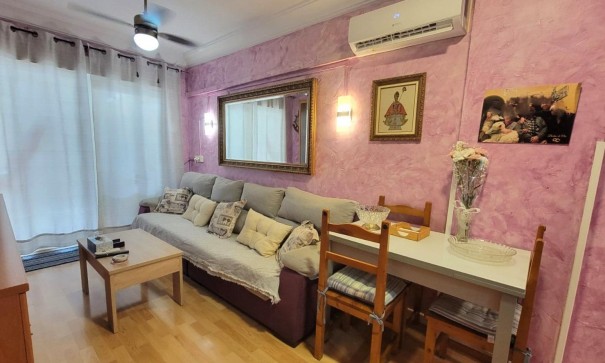 Återförsäljning - Lägenhet lägenhet -
Torrevieja - Playa del Cura