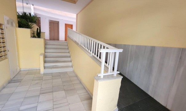 Återförsäljning - Lägenhet lägenhet -
Torrevieja - Playa del Cura