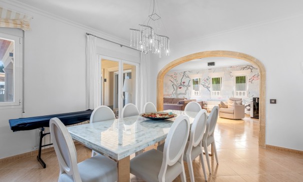 Sprzedaż - Willa wolnostojąca -
Benissa - Benisa