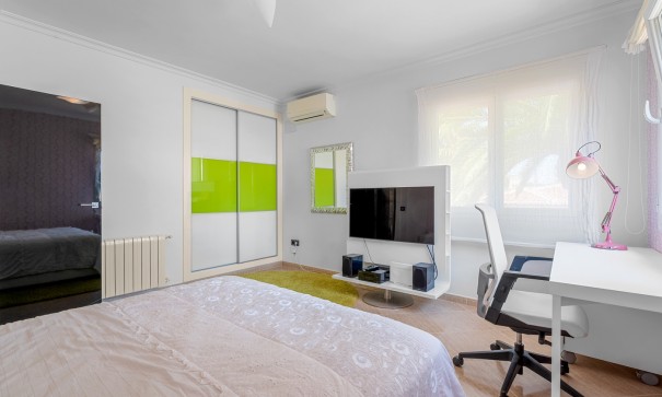 Sprzedaż - Willa wolnostojąca -
Benissa - Benisa