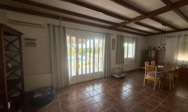 Resale - Finca Landgut -
Catral