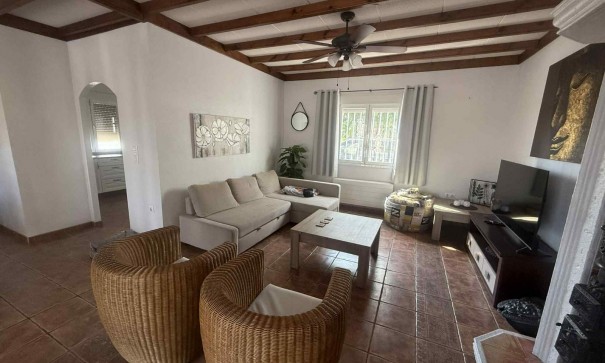 Resale - Finca Landgut -
Catral