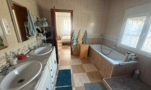 Resale - Finca Landgut -
Catral