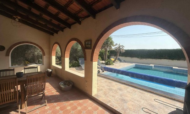 Resale - Finca Landgut -
Catral