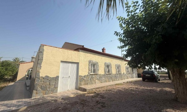 Resale - Finca Landgut -
Catral