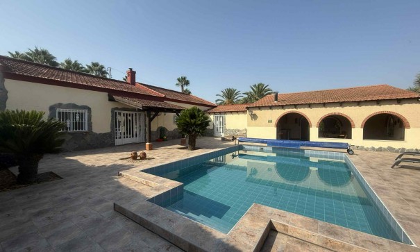 Resale - Finca Landgut -
Catral