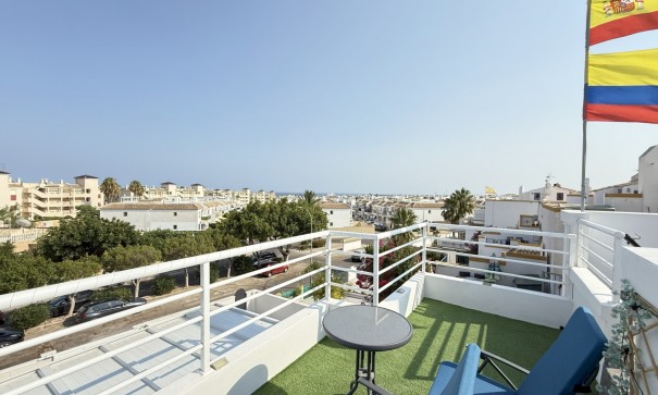 Sale - Town house -
Orihuela Costa - La Zenia