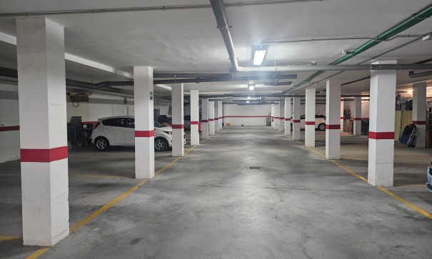 Sale - Apartment Flat -
Villamartín - PAU 8