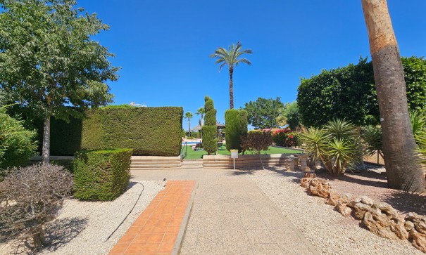 Sale - Apartment Flat -
Villamartín - PAU 8