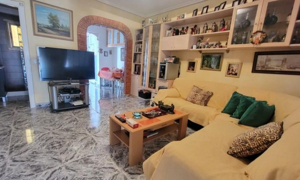 Resale - Wohnung Appartement -
Torrevieja - Los Frutales